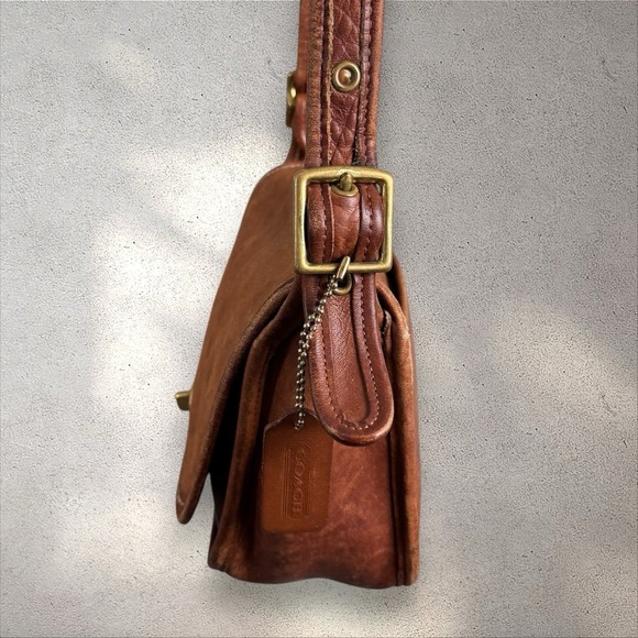 Vintage Coach Legacy Bag 9965 Brown Leather‎ Small Flap Shoulder Purse USA - Picture 4 of 11